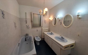 Maison a vendre Carhaix-Plouguer 29270 Finistère 171 m2 7 pièces 315000 euros