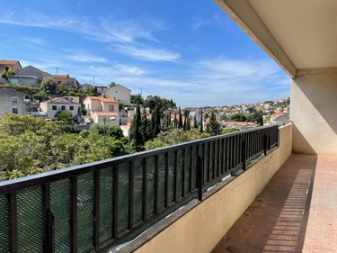 Appartement a vendre Septèmes-les-Vallons 13240 Bouches-du-Rhône 71 m2  130000 euros
