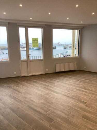 Location appartement Saint-Vaast-la-Hougue 50550 Manche 106 m2 3 pièces 860 euros