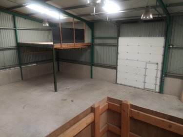 Location fonds et murs commerciaux Graincourt-lès-Havrincourt 62147 Pas-de-Calais 300 m2  1750 euros