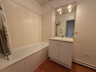 Location appartement Déville-lès-Rouen 76250 Seine-Maritime 67 m2 3 pièces 758 euros