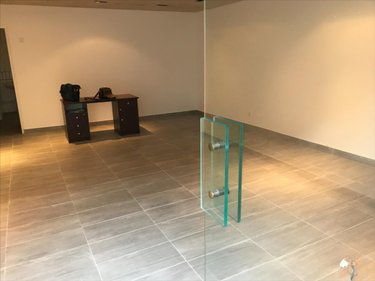 Location fonds et murs commerciaux Elbeuf 76500 Seine-Maritime 53 m2  745 euros