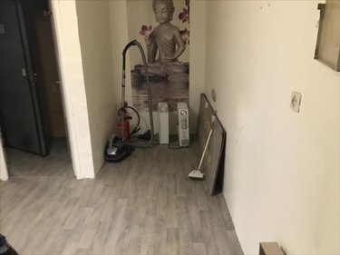 Location fonds et murs commerciaux Elbeuf 76500 Seine-Maritime 53 m2  745 euros