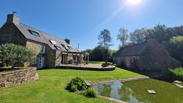 Maison a vendre Plougonven 29640 Finistère 159 m2 8 pièces 399380 euros