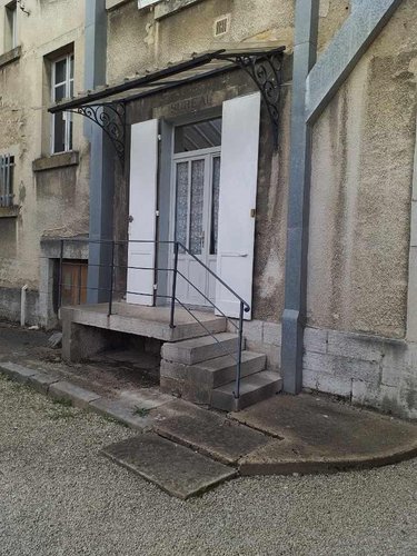Location appartement Dole 39100 Jura 16 m2  290 euros