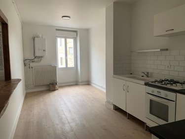 Location appartement Lagnieu 01150 Ain 102 m2 3 pièces 830 euros
