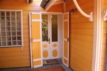 Fonds et murs commerciaux a vendre Saint-Joseph 97480 Réunion 280 m2  540000 euros