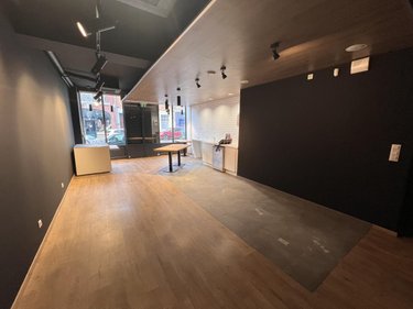 Location fonds et murs commerciaux Cambrai 59400 Nord 60 m2  1155 euros