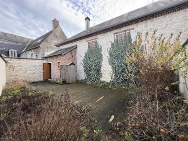 Fonds et murs commerciaux a vendre Laon 02000 Aisne 113 m2  119000 euros