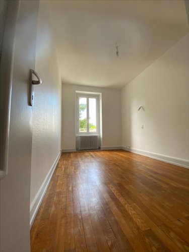 Location appartement Saint-Jean-le-Vieux 01640 Ain 62 m2 3 pièces 709 euros