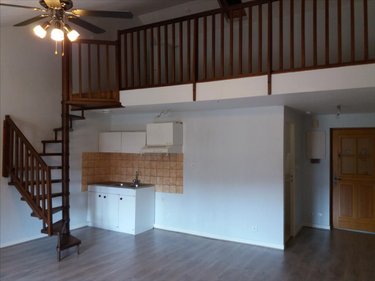 Location appartement Attignat 01340 Ain 42 m2 1 pièce 456 euros