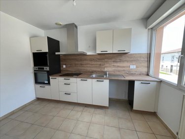 Location appartement Attignat 01340 Ain 80 m2 3 pièces 730 euros