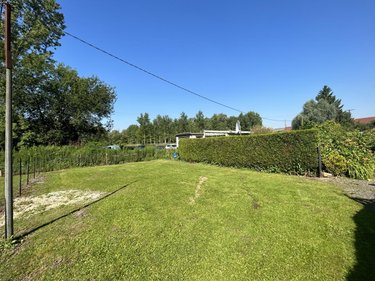 Divers a vendre Ribemont-sur-Ancre 80800 Somme 9073 m2  32000 euros