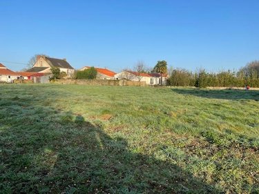Terrain a batir a vendre La Limouzinière 44310 Loire-Atlantique 600 m2  76000 euros