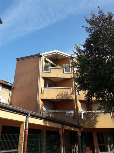 Location appartement Bourg-en-Bresse 01000 Ain 35 m2 1 pièce 468 euros