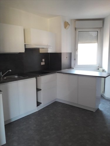 Location appartement Bourg-en-Bresse 01000 Ain 35 m2 1 pièce 468 euros