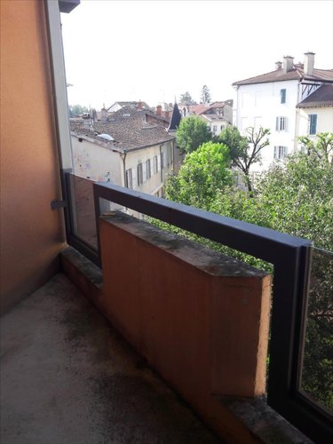 Location appartement Bourg-en-Bresse 01000 Ain 35 m2 1 pièce 468 euros