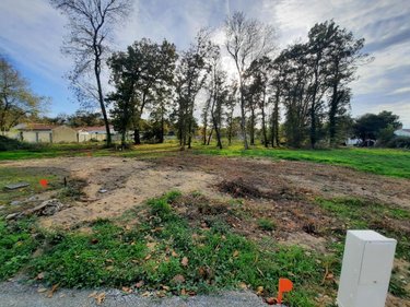 Terrain a batir a vendre Saint-Hilaire-de-Riez 85270 Vendée 816 m2  172330 euros