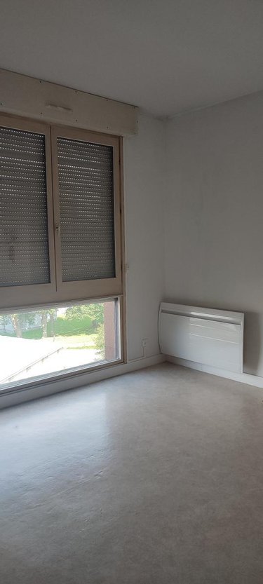 Location appartement Châlons-en-Champagne 51000 Marne 22 m2  298 euros