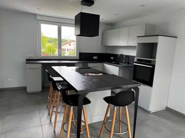 Location maison Mont-sous-Vaudrey 39380 Jura 101 m2 5 pièces 1170 euros