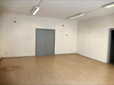 Immeuble a vendre La Bassée 59480 Nord 300 m2  179000 euros