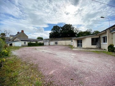 Fonds et murs commerciaux a vendre Saint-Sauveur-le-Vicomte 50390 Manche 500 m2  126720 euros