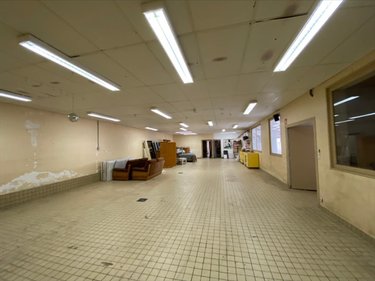 Fonds et murs commerciaux a vendre Saint-Sauveur-le-Vicomte 50390 Manche 500 m2  126720 euros