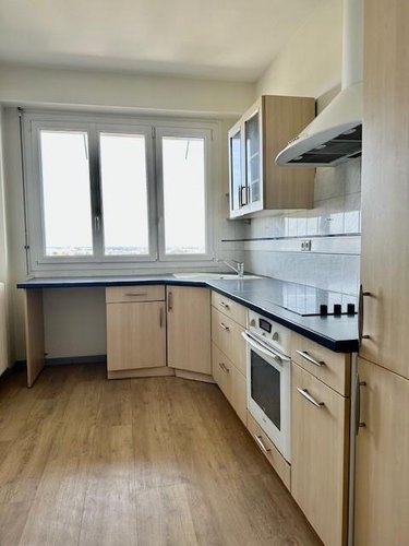 Appartement a vendre Avrillé 49240 Maine-et-Loire 96 m2 5 pièces 201216 euros