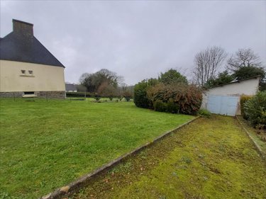 Terrain a batir a vendre Poullaouen 29246 Finistère 697 m2  15500 euros