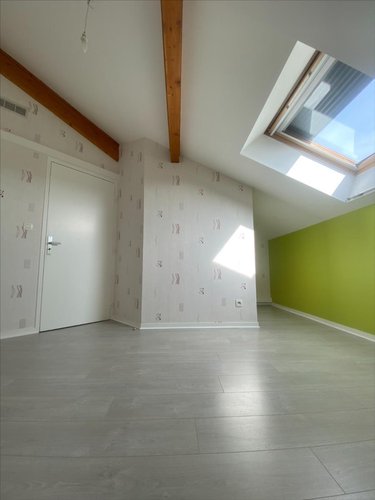 Location appartement Ambérieu-en-Bugey 01500 Ain 84 m2 4 pièces 1166 euros