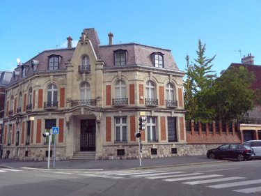 Maison a vendre Arras 62000 Pas-de-Calais 305 m2  904000 euros