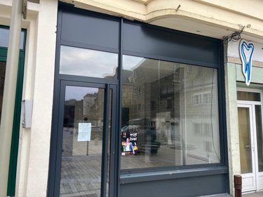 Fonds et murs commerciaux a vendre Lisieux 14100 Calvados 29 m2  31800 euros