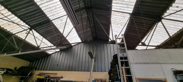 Garage et parking a vendre Angers 49000 Maine-et-Loire 180 m2  256760 euros