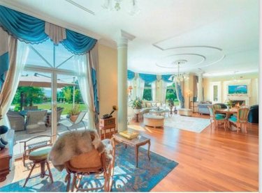 propriete a vendre Divonne-les-Bains 01220 Ain 900 m2 16 pièces