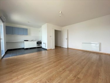 Location appartement Reims 51100 Marne 42 m2 1 pièce 513 euros