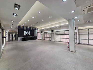Fonds et murs commerciaux a vendre Montargis 45200 Loiret 336 m2  329600 euros