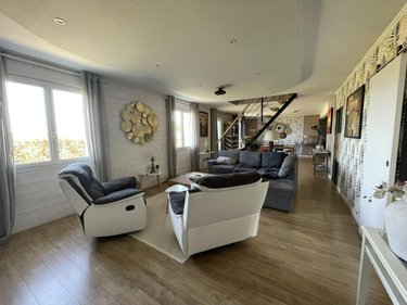 Maison a vendre Livré la Touche 53400 Mayenne 161 m2  261760 euros