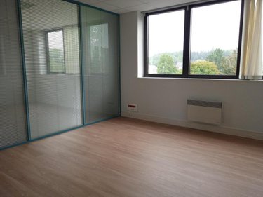 Location fonds et murs commerciaux Montargis 45200 Loiret 103 m2  1830 euros