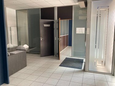Immeuble a vendre Elbeuf 76500 Seine-Maritime 760 m2  262500 euros