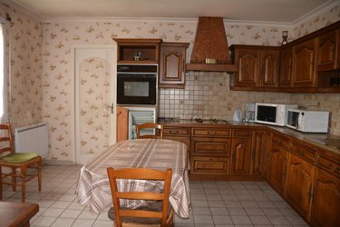 Maison a vendre Château-Gontier-sur-Mayenne 53200 Mayenne 85 m2 6 pièces 208000 euros