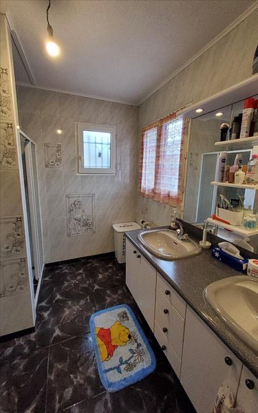 Maison a vendre Carhaix-Plouguer 29270 Finistère 108 m2 5 pièces 147000 euros