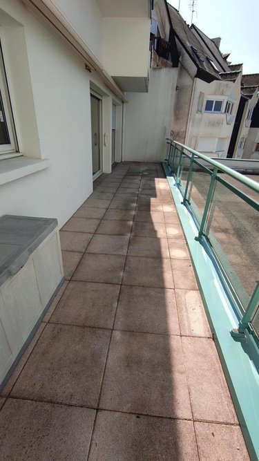 Location appartement Questembert 56230 Morbihan 83 m2 3 pièces 735 euros