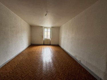 Location appartement Dole 39100 Jura 76 m2 2 pièces 590 euros