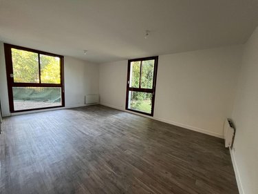 Location appartement Montfort-sur-Meu 35160 Ille-et-Vilaine 91 m2 3 pièces 700 euros