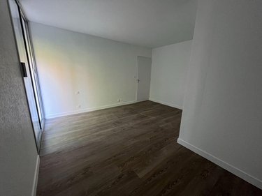 Location appartement Montfort-sur-Meu 35160 Ille-et-Vilaine 91 m2 3 pièces 700 euros