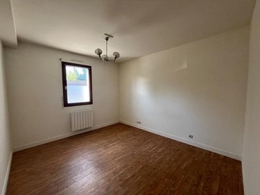 Location appartement Montfort-sur-Meu 35160 Ille-et-Vilaine 43 m2 2 pièces 440 euros