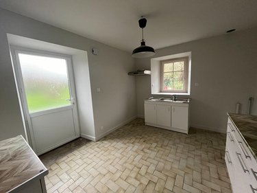 Location maison Montfort-sur-Meu 35160 Ille-et-Vilaine 67 m2 3 pièces 700 euros