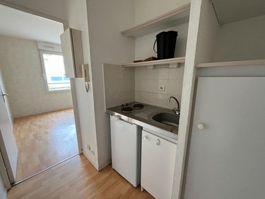 Location appartement Bruz 35170 Ille-et-Vilaine 17 m2 1 pièce 350 euros