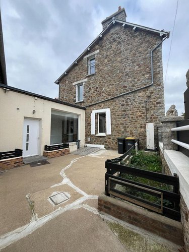 Location maison Irodouër 35850 Ille-et-Vilaine 117 m2 6 pièces 830 euros