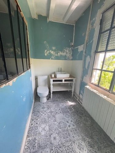Immeuble a vendre Bagneux 49400 Maine-et-Loire 222 m2  262000 euros